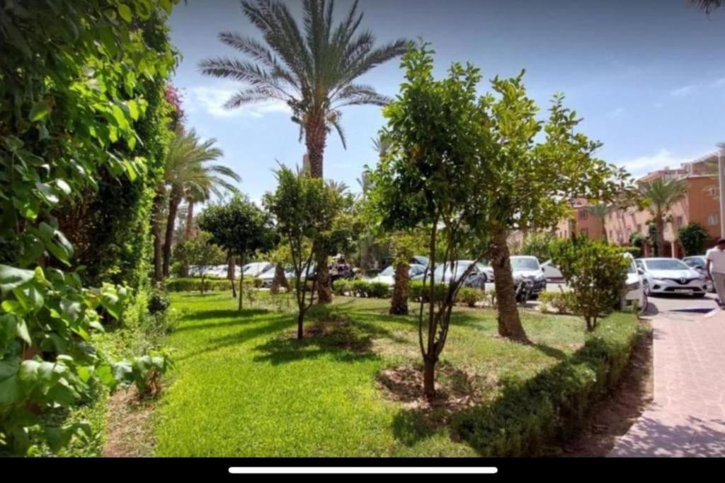 Riad Nolya Luxury Marrakech - Totalement Renove - Capacite Jusqu A 10 Lits Spacieux Marrakesz Zewnętrze zdjęcie